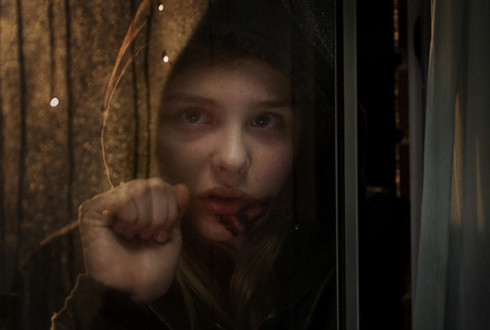 Let Me In parents guide