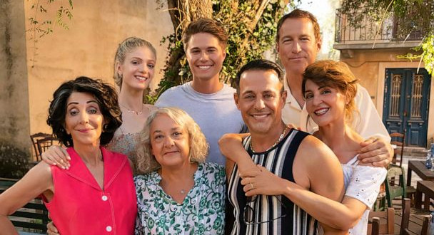 My Big Fat Greek Wedding 3 parents guide