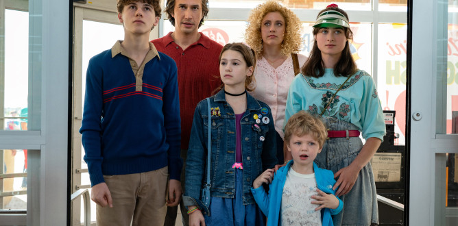 White Noise (2022) parents guide