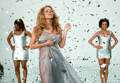 Glitter (2001) - Official site